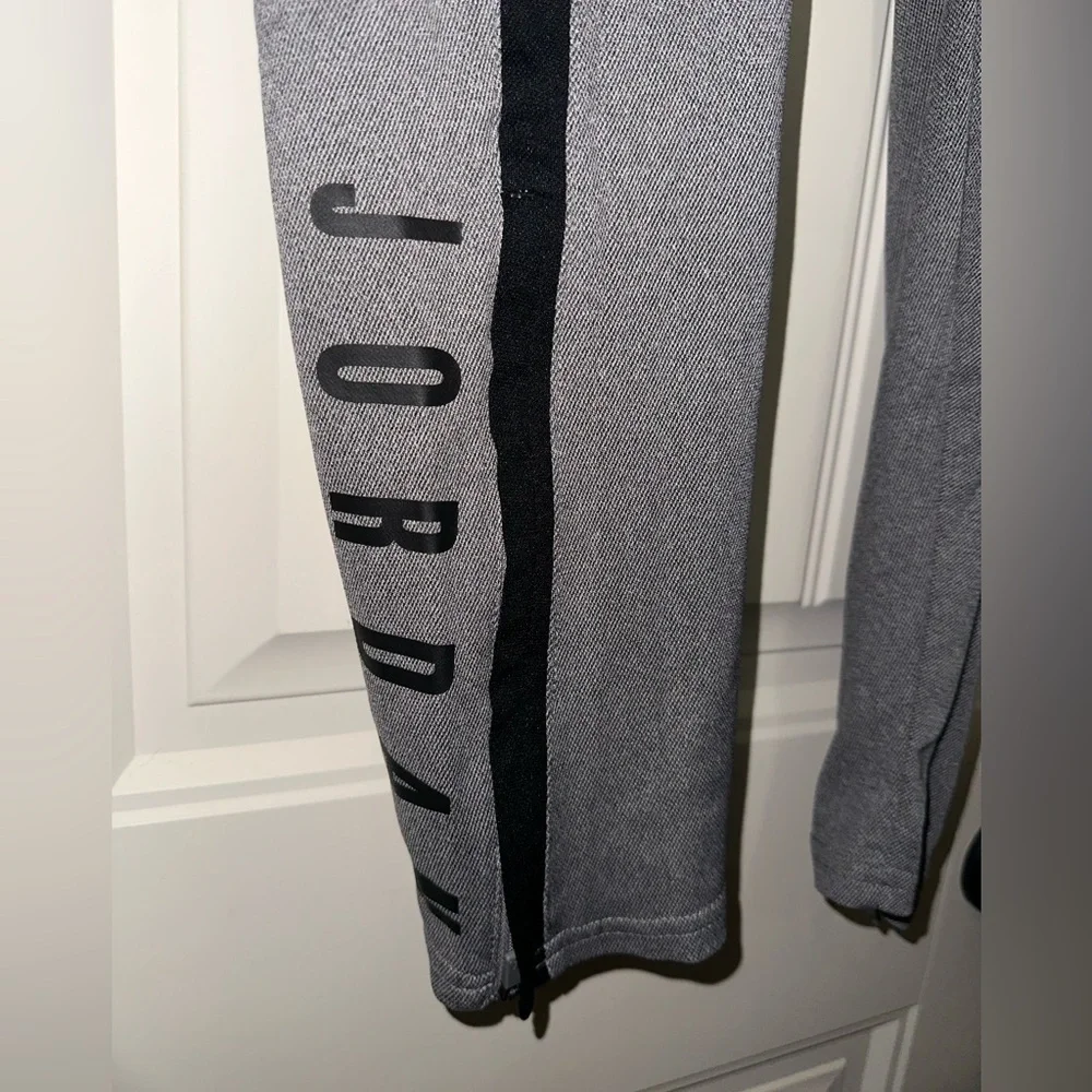 Jordan Brand Gray Dri-FIT Track Pants | Men’s Size Medium | Athletic Joggers